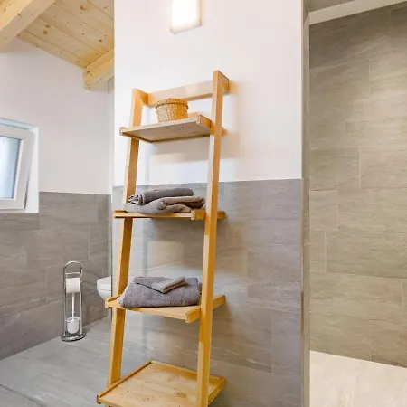 High-quality Holiday With 2 Bedrooms In Muhlbach Near The Ski Lift * Bicheln